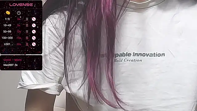 RRUUBBYYY online show from April 26, 2026, 4:32 am