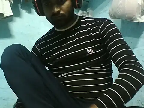 sexyshivamhot online show from November 4, 2025, 8:41 pm