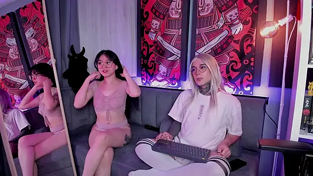 JadeyKhada online show from January 18, 2026, 12:14 am