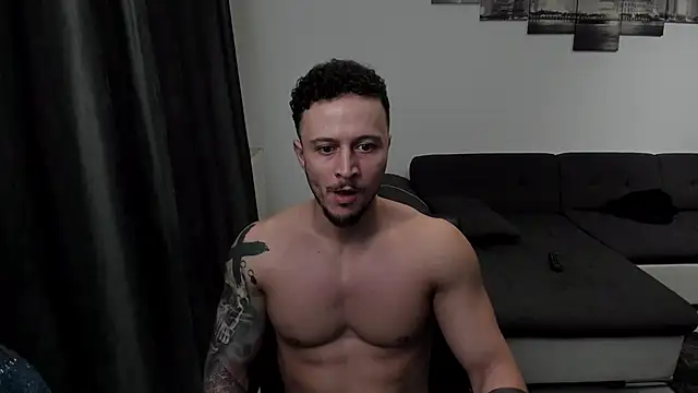 Richarddarell1 online show from February 21, 2025, 5:46 am