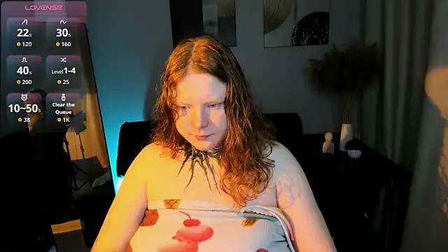 Snapshot of Cassie_xKiss chatting on May 6, 2026, 8:36 pm Cassie xKiss online show from May 6, 2026, 8:36 pm