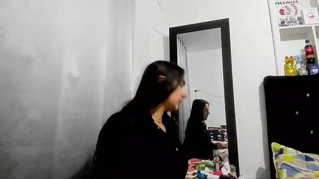 Sweet-Suck69 online show from March 3, 2026, 4:18 am