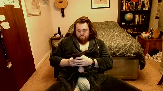 Hairy Guy30 online show from January 8, 2025, 5:59 pm