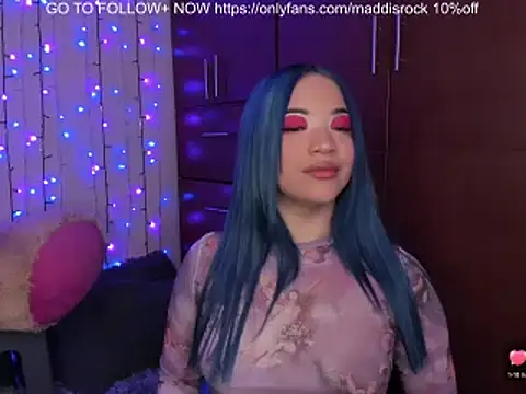 Snapshot of MaddisRock chatting on February 12, 2025, 4:00 pm MaddisRock online show from February 12, 2025, 4:00 pm