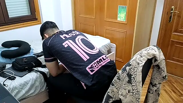 Jackyrose online show from February 18, 2025, 3:21 pm