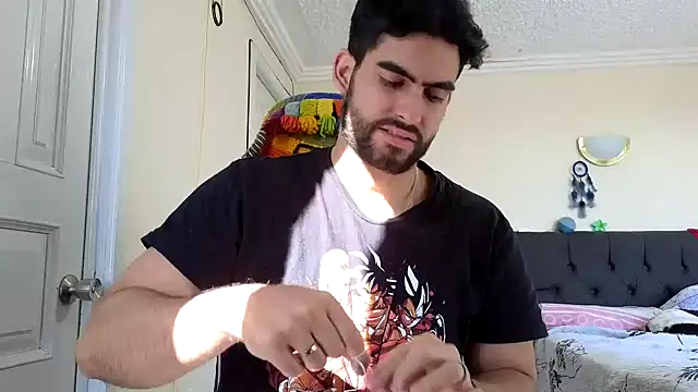 Jackyrose online show from November 19, 2025, 1:44 pm