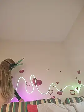 Bunny Sexyy online show from March 19, 2026, 2:59 am