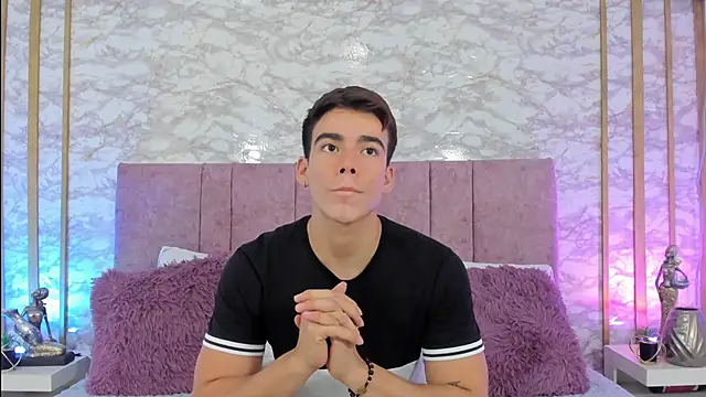 its liam18 online show from January 11, 2025, 8:54 pm