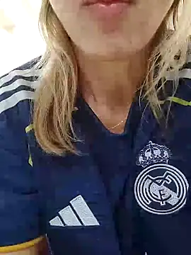 Snapshot of melissa_35_ chatting on October 6, 2025, 1:19 pm melissa 35  online show from October 6, 2025, 1:19 pm