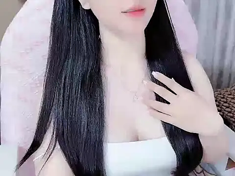  Lygn   online show from September 10, 2025, 1:55 pm