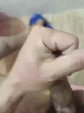 Snapshot of ssikerek23 chatting on September 24, 2025, 4:10 pm ssikerek23 online show from September 24, 2025, 4:10 pm