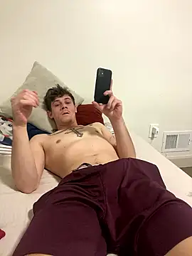 pablo200105 online show from January 8, 2026, 11:51 pm