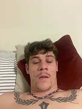 pablo200105 online show from January 15, 2026, 2:49 am