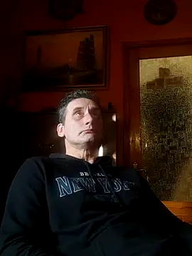 Snapshot of Viause_Kentauelle chatting on February 10, 2026, 7:12 am Viause Kentauelle online show from February 10, 2026, 7:12 am