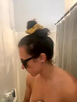 mrs  unknown online show from September 26, 2025, 10:58 pm