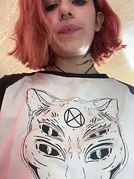 Snapshot of _Artemisa_X chatting on February 19, 2025, 12:44 pm  Artemisa X online show from February 19, 2025, 12:44 pm