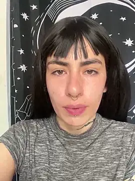 Snapshot of _Artemisa_X chatting on September 22, 2025, 6:10 pm  Artemisa X online show from September 22, 2025, 6:10 pm