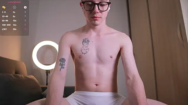 niico 18 online show from November 13, 2025, 12:48 pm