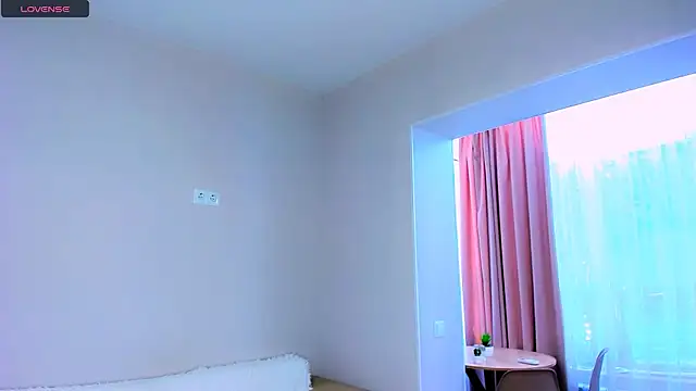 Feral  berry   online show from February 21, 2026, 8:48 am