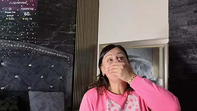 charlotte  G online show from January 19, 2026, 11:03 am