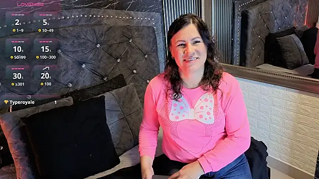 charlotte  G online show from February 25, 2026, 10:25 am