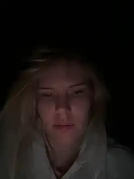 VoluptuousDreams online show from May 21, 2026, 3:08 pm