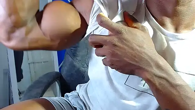 alexander megan online show from January 29, 2025, 3:33 am