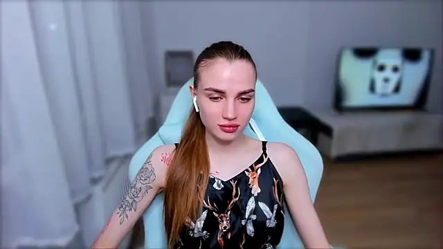 StellaLawless online show from February 24, 2025, 8:47 pm