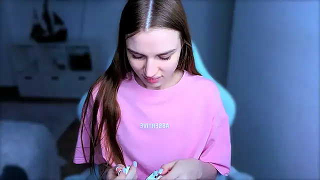 StellaLawless online show from October 18, 2025, 1:56 pm