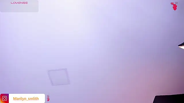 MarilynSmIith online show from September 19, 2025, 11:44 am