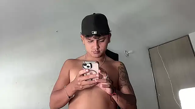 bob petterson online show from December 18, 2025, 4:02 pm