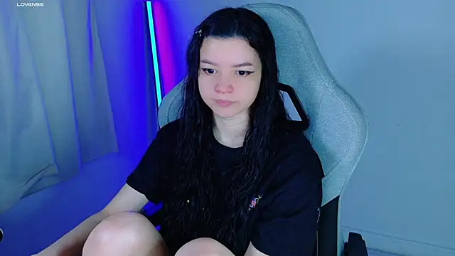 stephybrown online show from November 24, 2025, 11:04 pm