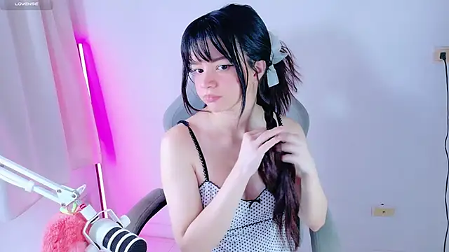 stephybrown online show from June 1, 2026, 6:53 pm