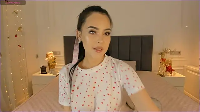 furry bear online show from December 20, 2024, 2:38 pm