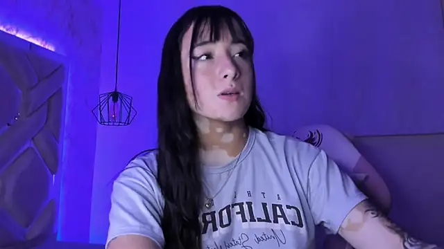 dayana harlow2 online show from December 6, 2024, 6:28 pm