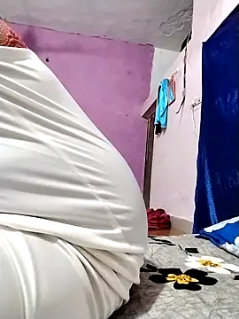 Snapshot of Ruksar-Pathan chatting on October 18, 2025, 7:14 pm Ruksar-Pathan online show from October 18, 2025, 7:14 pm