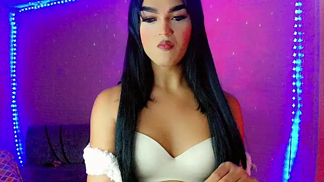 Ms-Zoehans online show from June 30, 2026, 7:04 pm