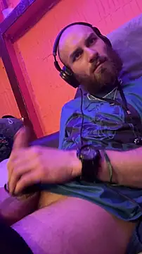 Snapshot of pervy_devil chatting on February 28, 2026, 9:32 am pervy devil online show from February 28, 2026, 9:32 am