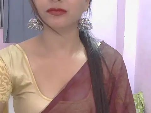 Model-Tanya online show from February 6, 2025, 4:03 pm