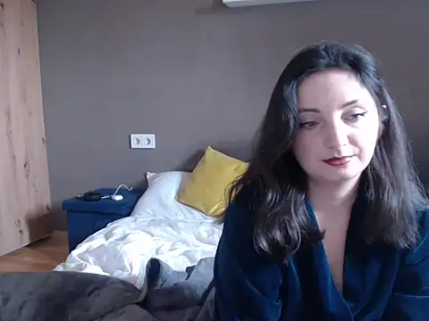 unicka65 online show from April 15, 2026, 2:02 pm