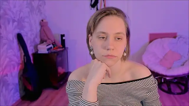 Malinax online show from April 12, 2026, 9:31 pm