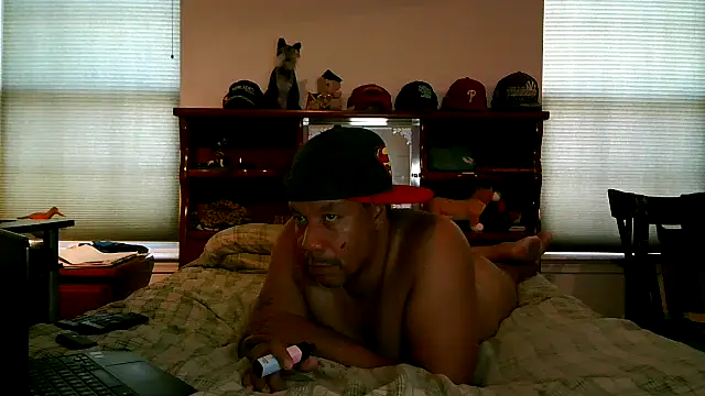 pimpdaddy4ever online show from September 14, 2025, 8:19 pm