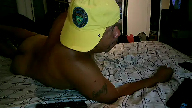 Snapshot of pimpdaddy4ever chatting on July 1, 2026, 8:27 am pimpdaddy4ever online show from July 1, 2026, 8:27 am