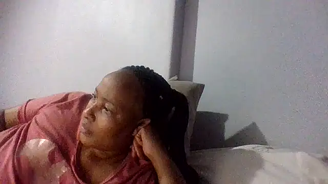 BabeAssXX online show from November 21, 2025, 4:38 pm