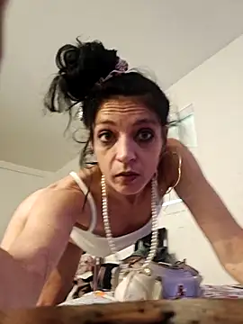 specialkay11 online show from April 5, 2026, 8:39 pm