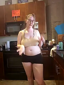 littlelustlamb online show from September 19, 2025, 5:02 pm