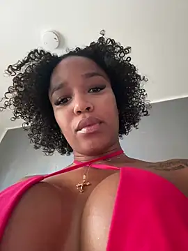 Snapshot of Black_Dolll chatting on March 21, 2025, 1:34 pm Black Dolll online show from March 21, 2025, 1:34 pm