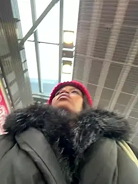 Snapshot of Black_Dolll chatting on February 27, 2026, 12:16 pm Black Dolll online show from February 27, 2026, 12:16 pm