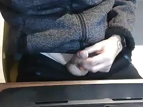 Adri gard online show from December 14, 2024, 8:02 am