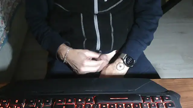 Adri gard online show from November 21, 2025, 10:41 pm